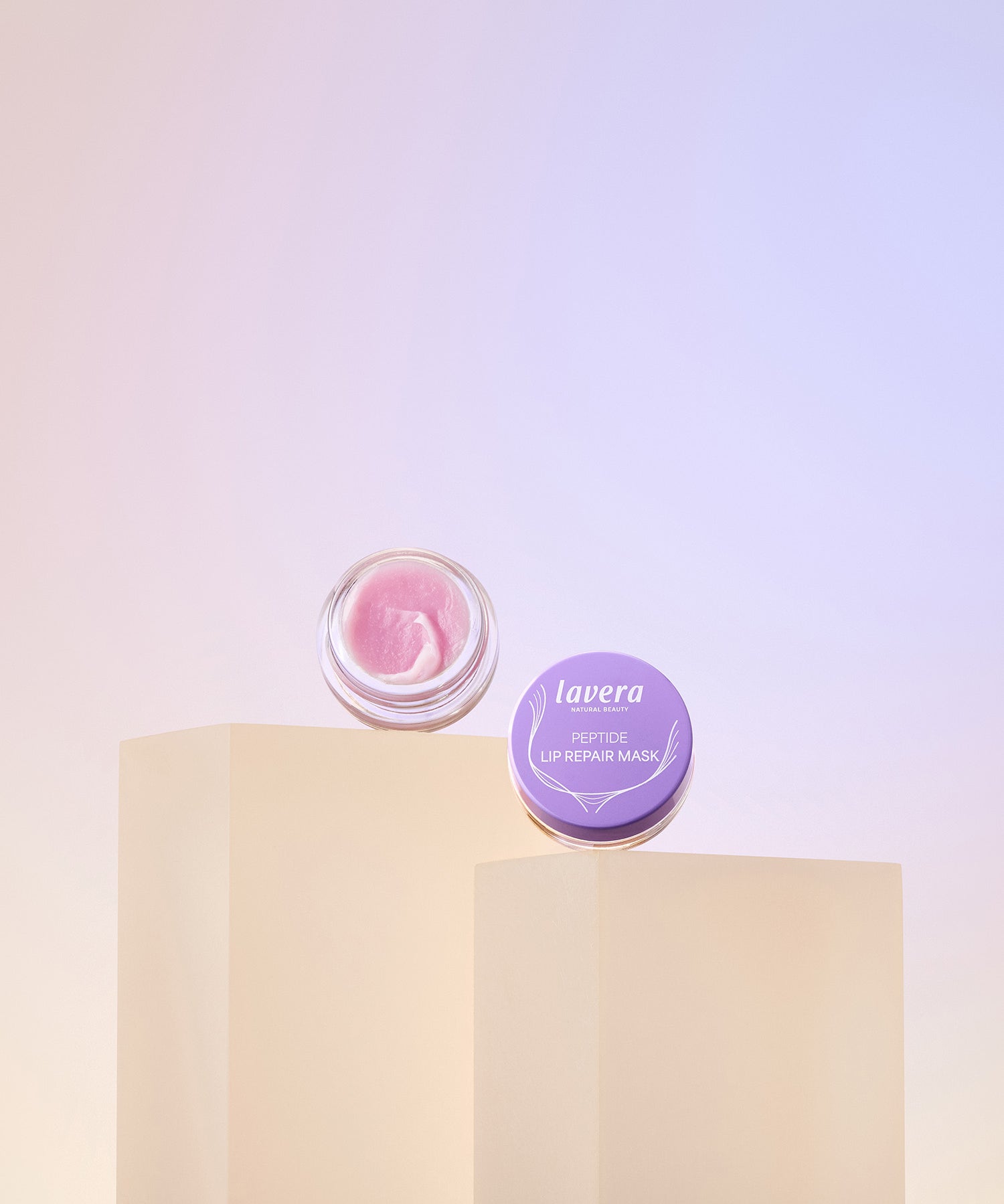 lavera Peptide Lip Repair Mask durante l'applicazione