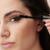 lavera Lash to Impress Mascara -Black- durante l'applicazione