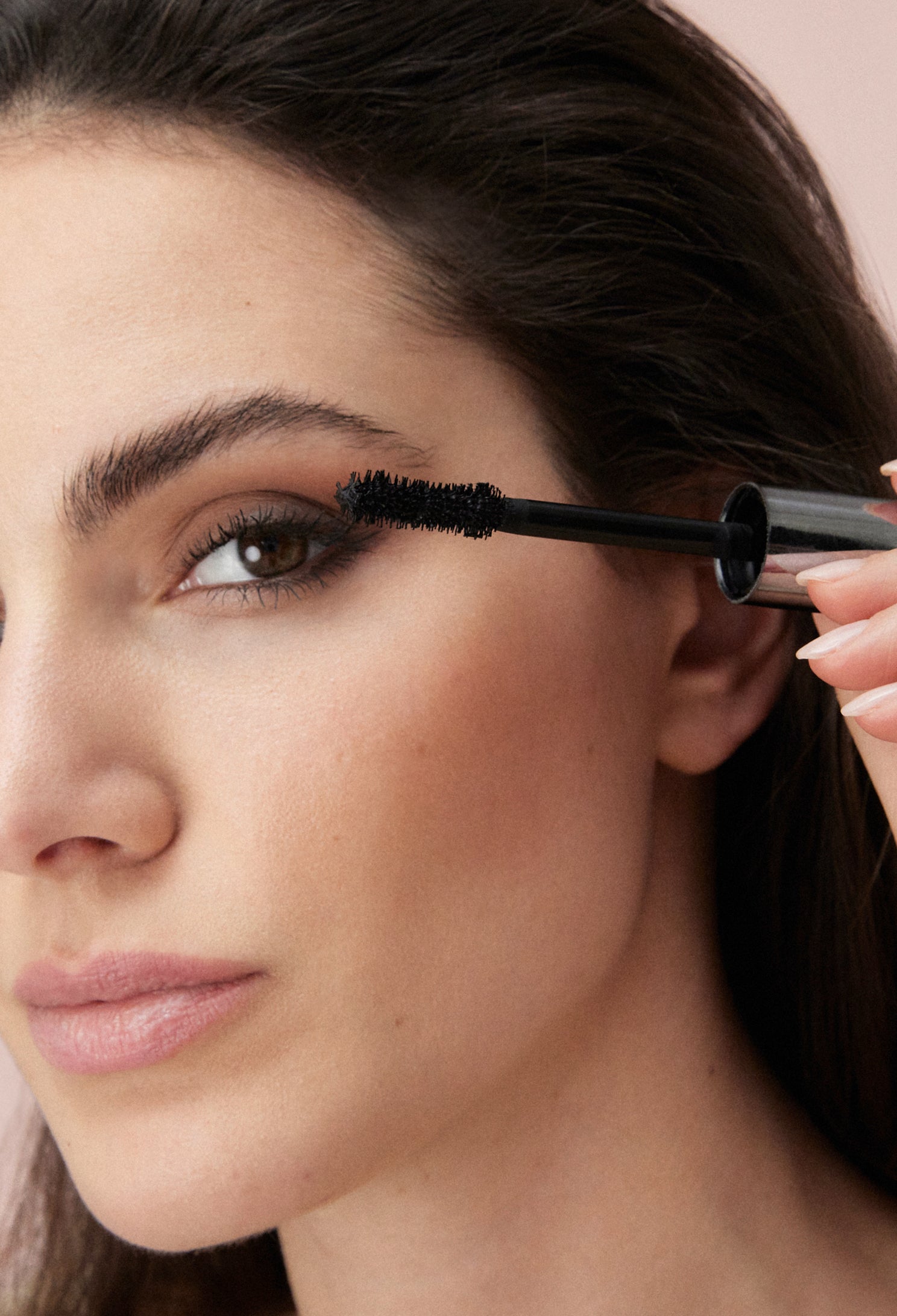 lavera Lash to Impress Mascara -Black- durante l'applicazione