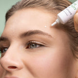 lavera Pure Beauty Spot Treatment durante l'applicazione