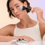 lavera Pore Refining Hydra Powder durante l'applicazione