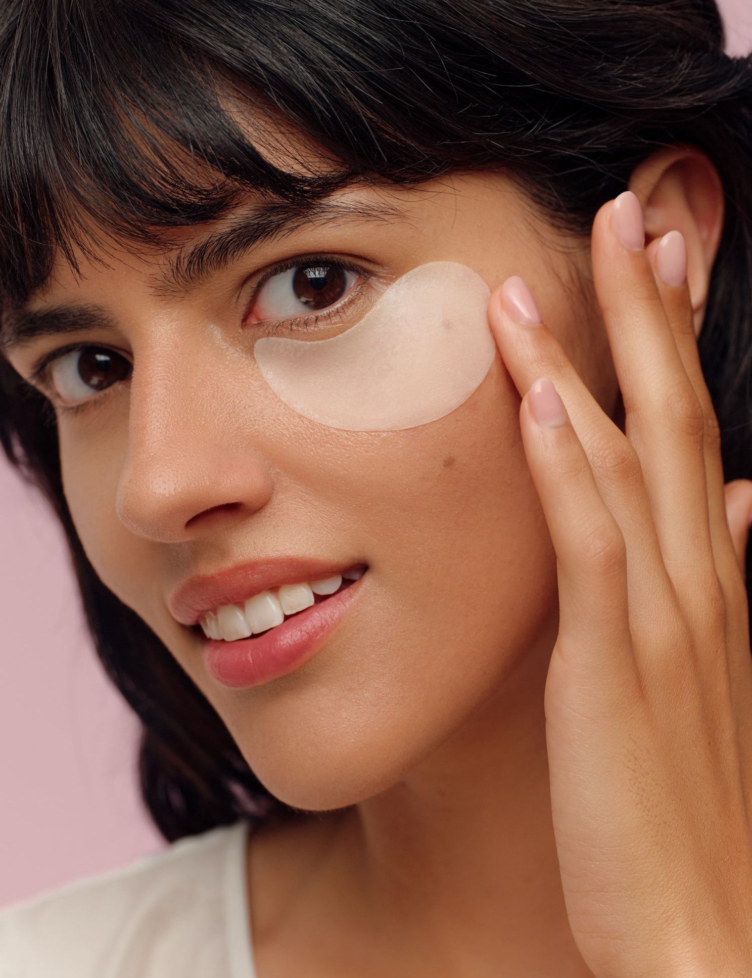 lavera Eye Patches Calm & Refresh durante l'applicazione