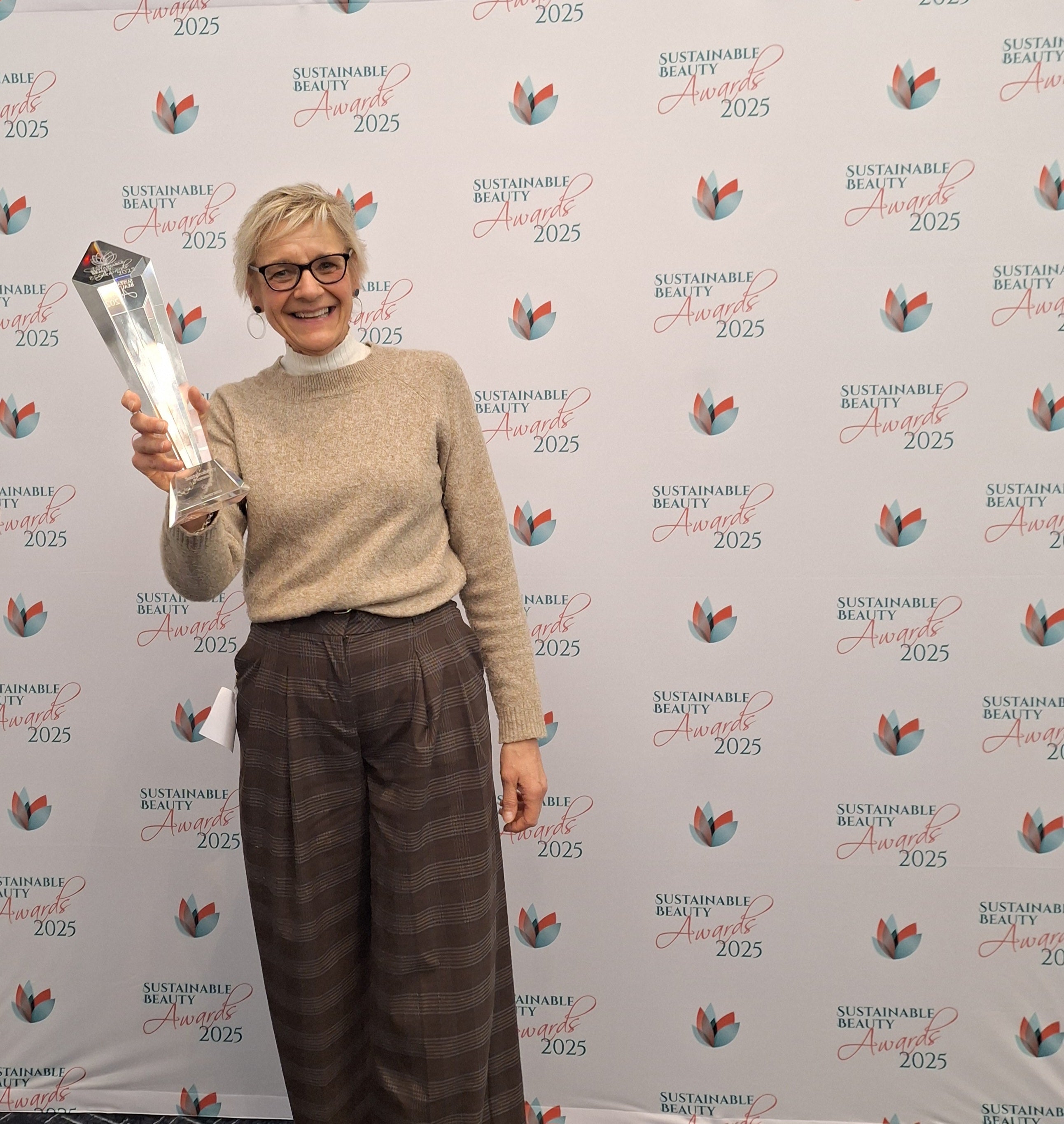 Sabine Kästner tiene il premio ai Sustainable Beauty Awards