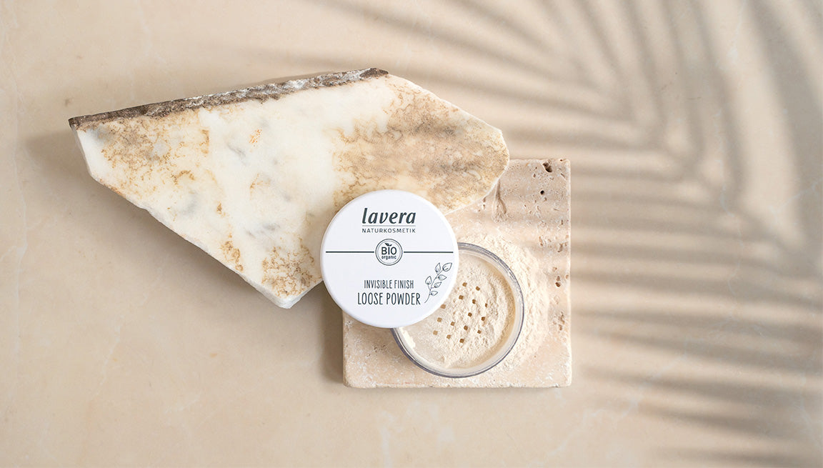lavera Invisible Finish Loose Powder -Transparent-