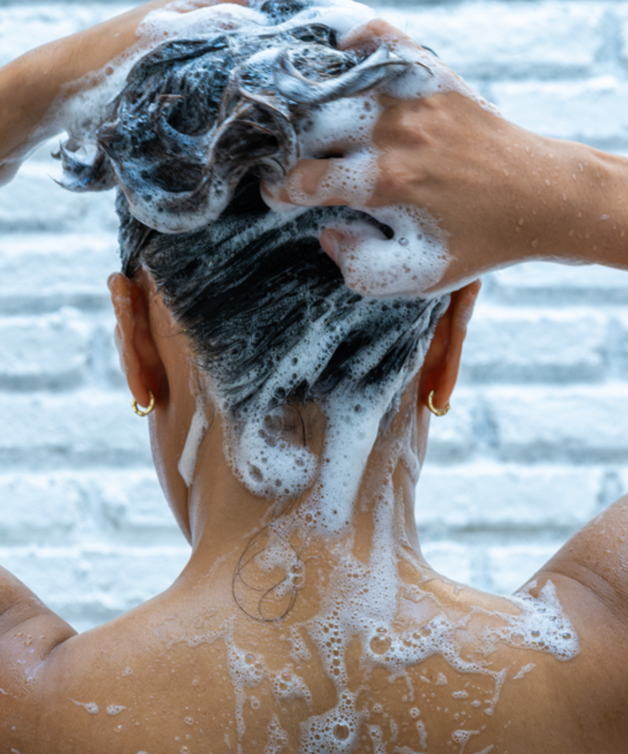 lavera Shampoo Fresh & Clear durante l'applicazione